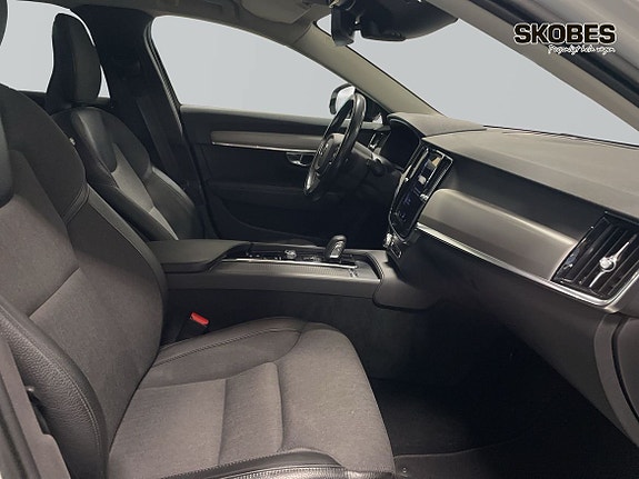 Volvo V90 19 of 27