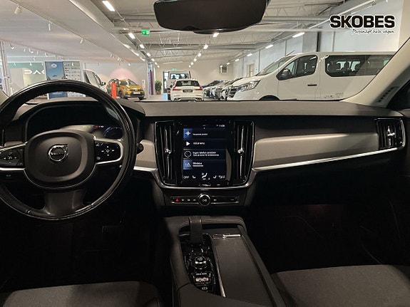 Volvo V90 20 of 27