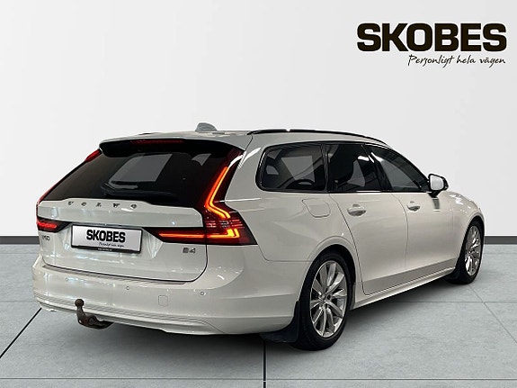 Volvo V90 13 of 27