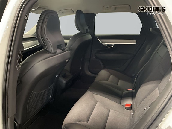 Volvo V90 17 of 27
