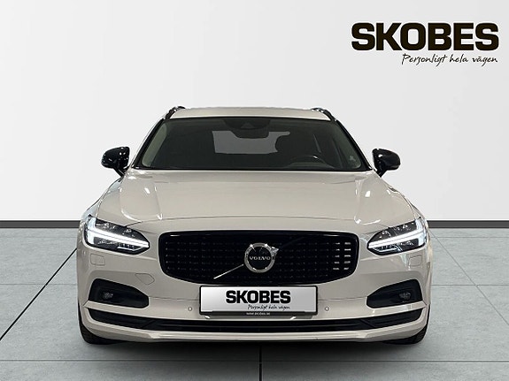 Volvo V90 3 of 27
