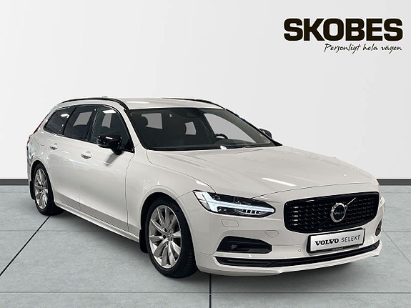 Volvo V90 2 of 27