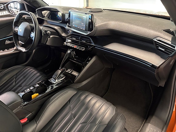 Peugeot 2008 13 of 24