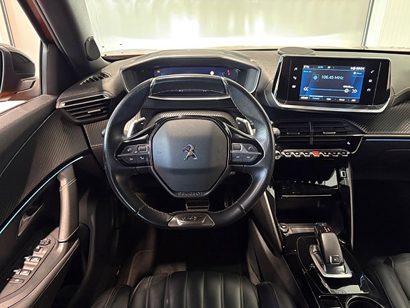 Peugeot 2008 11 of 24