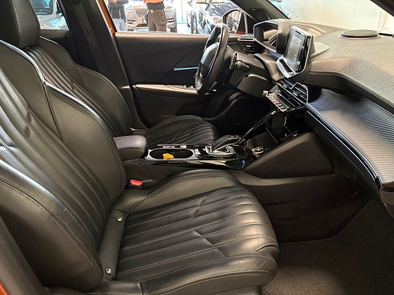 Peugeot 2008 14 of 24