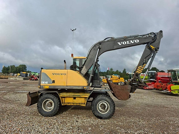 Volvo EW140
