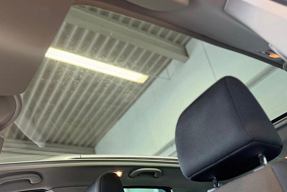 Peugeot 308 14 of 14