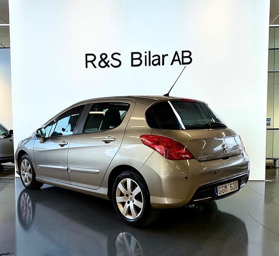 Peugeot 308 6 of 14