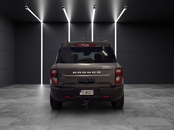 Ford Bronco 5 of 19