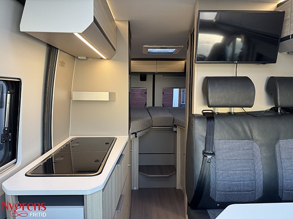 Adria TWIN 640 SLB 8 of 17