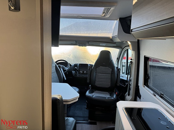 Adria TWIN 640 SLB 14 of 17