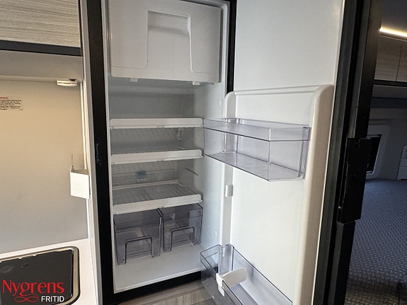 Adria TWIN 640 SLB 12 of 17