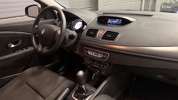 Renault Megane 17 of 23
