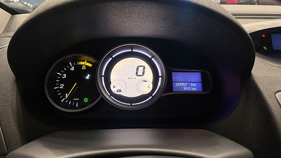 Renault Megane 18 of 23