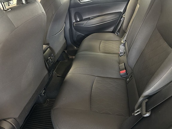 Toyota Corolla Cross 7 of 16