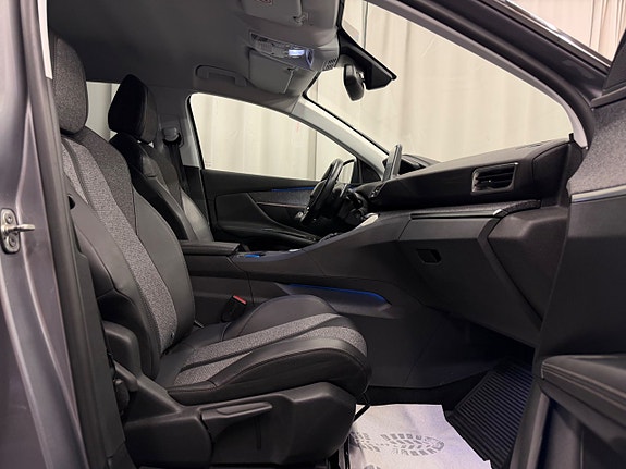 Peugeot 3008 18 of 29