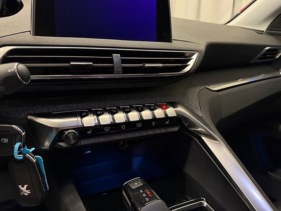 Peugeot 3008 11 of 29