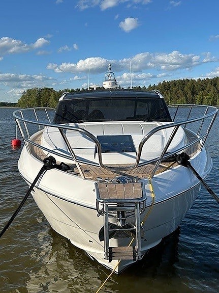 Princess V40 3 of 4