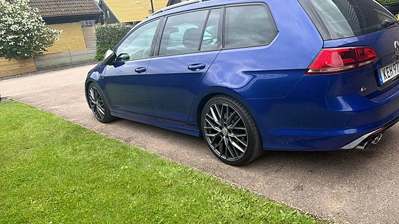 Volkswagen Golf VII 4 of 6