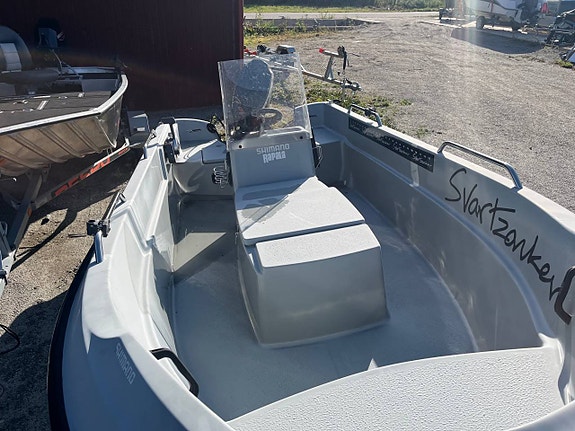 Ryds 438 BF, Evinrude 25 e-tec -17 5 of 5