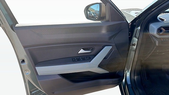 Dacia Duster 11 of 12