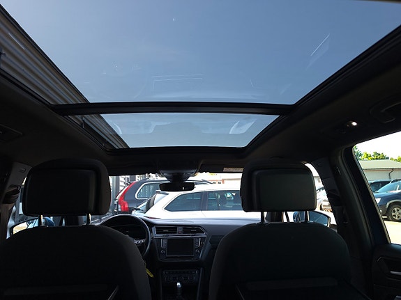 Volkswagen Tiguan 11 of 13