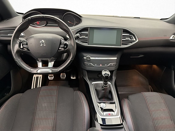 Peugeot 308 12 of 26