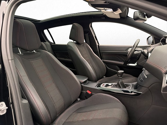 Peugeot 308 14 of 26
