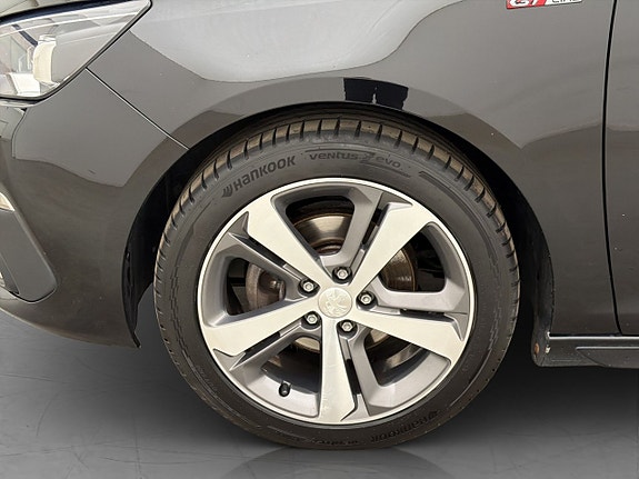 Peugeot 308 23 of 26