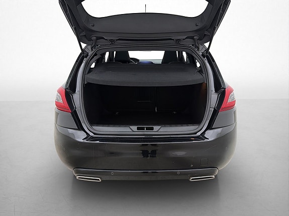 Peugeot 308 10 of 26