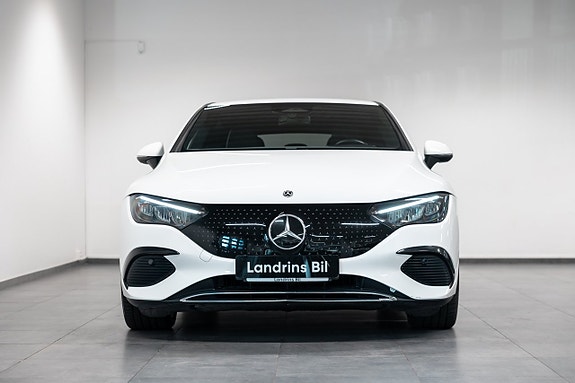 Mercedes-Benz EQE350 3 of 27