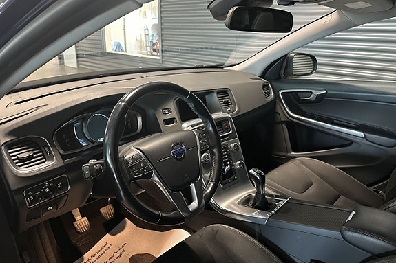 Volvo V60 7 of 18