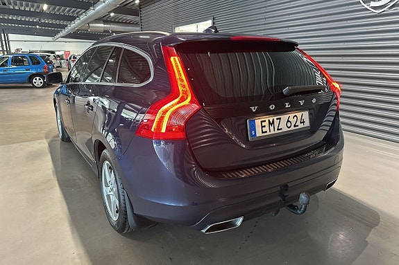 Volvo V60 6 of 18