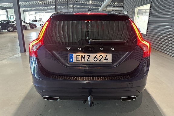 Volvo V60 5 of 18