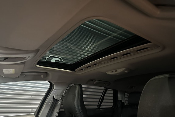 Volvo V60 16 of 18