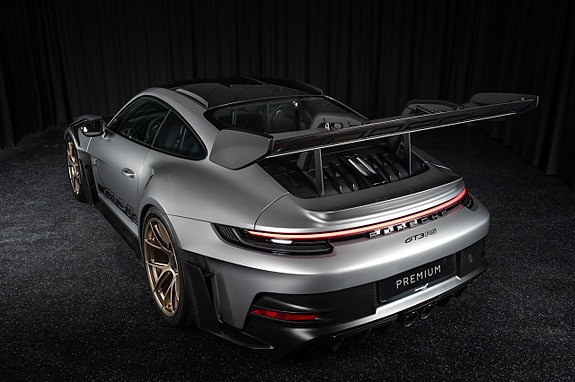 Porsche 911 GT3 RS 9 of 27