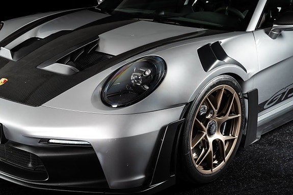 Porsche 911 GT3 RS 10 of 27