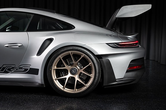 Porsche 911 GT3 RS 7 of 27