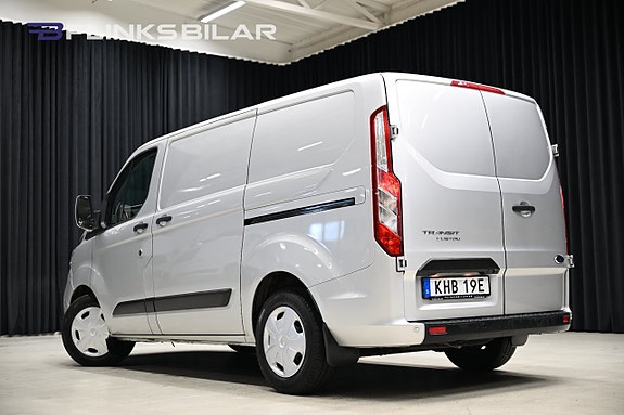 Ford Transit Custom 7 of 30