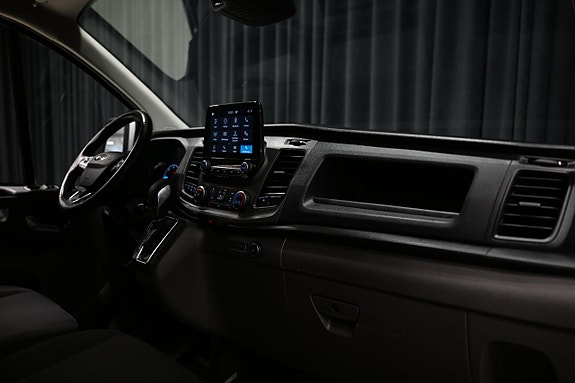 Ford Transit Custom 29 of 30