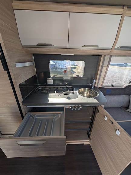 Knaus 540 UE 60 Years Edition 16 of 18