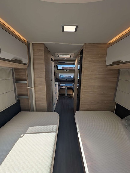 Knaus 540 UE 60 Years Edition 8 of 18