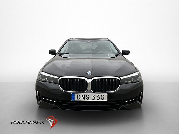 BMW 530e 2 of 30