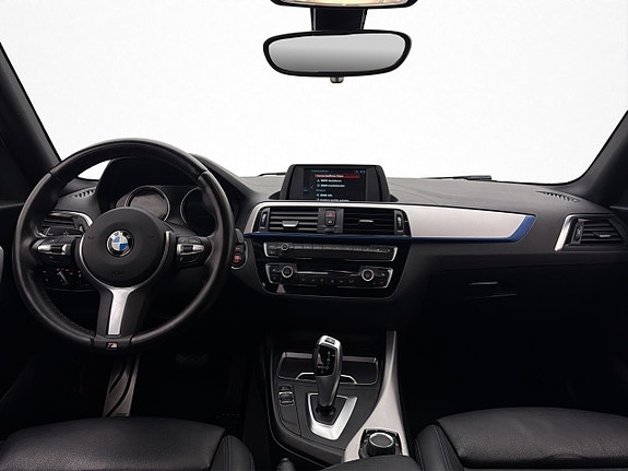 BMW 118i 11 of 28