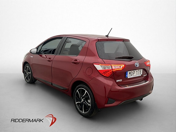Toyota Yaris 5 of 22