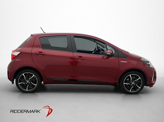 Toyota Yaris 9 of 22