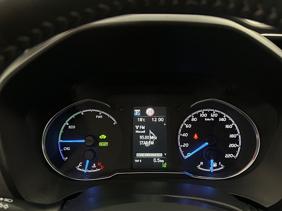 Toyota Yaris 13 of 22
