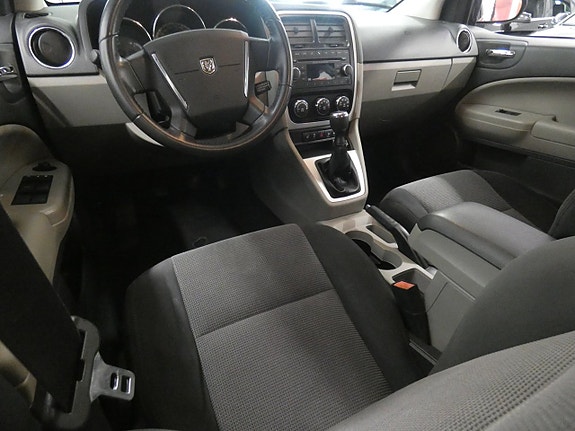 Dodge Caliber 7 of 16