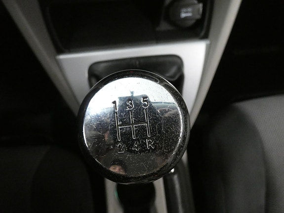 Dodge Caliber 11 of 16