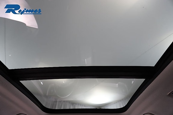 Volvo XC60 14 of 27